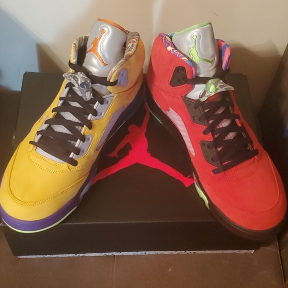 Jordan 5 Retro - Picture 2 of 5